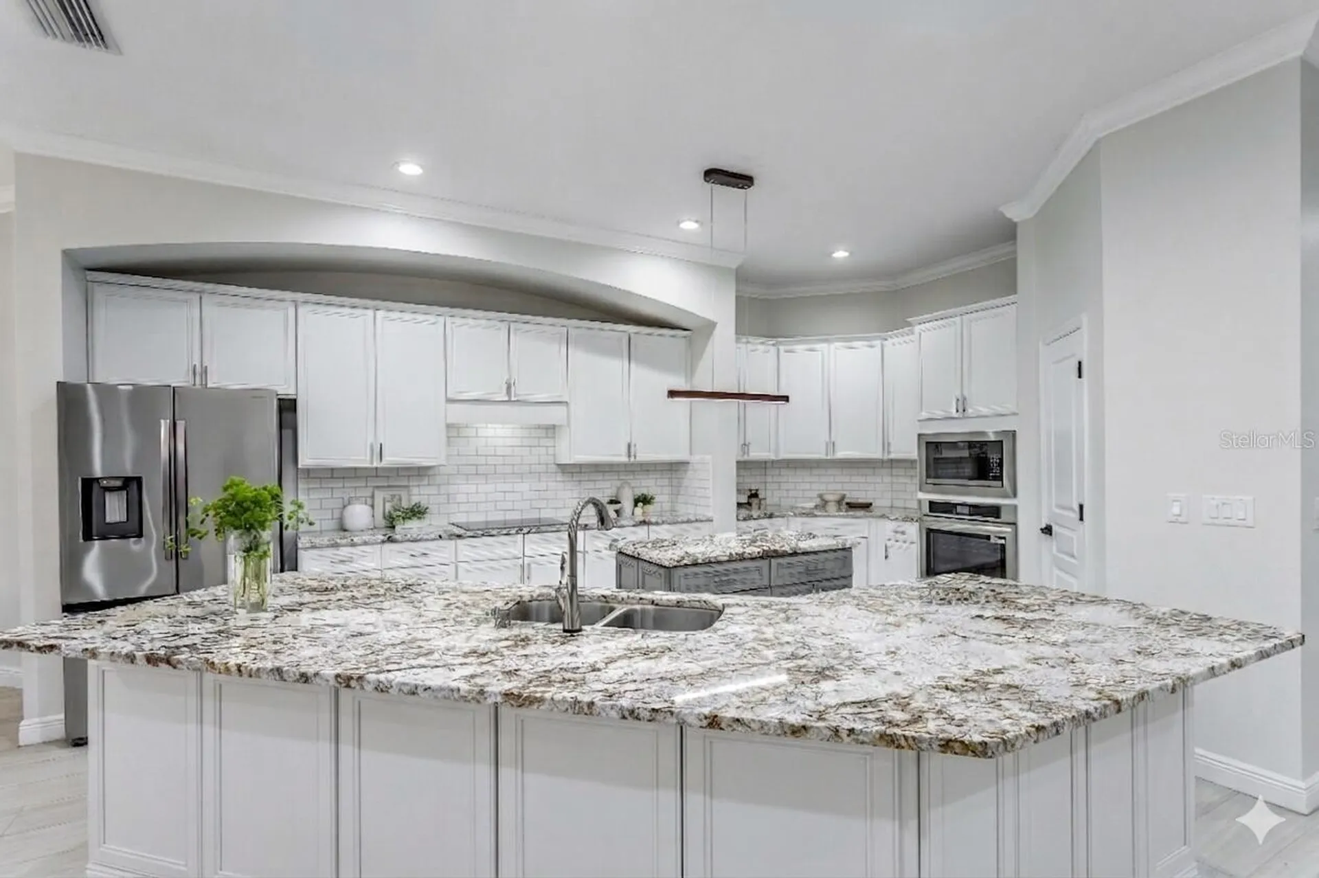 11909 Mandevilla Court Tampa FL 33626