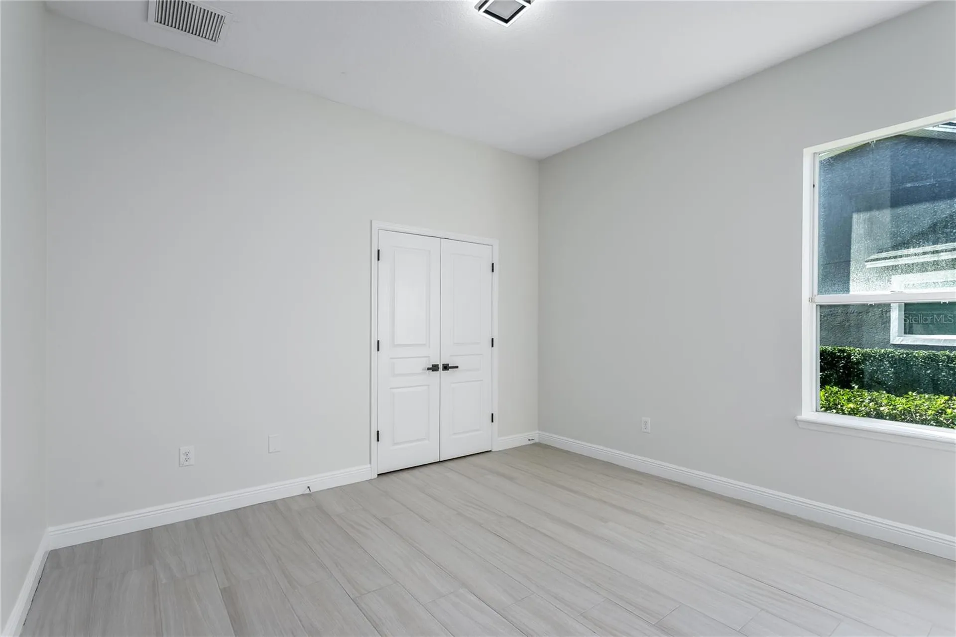 11909 Mandevilla Court Tampa FL 33626