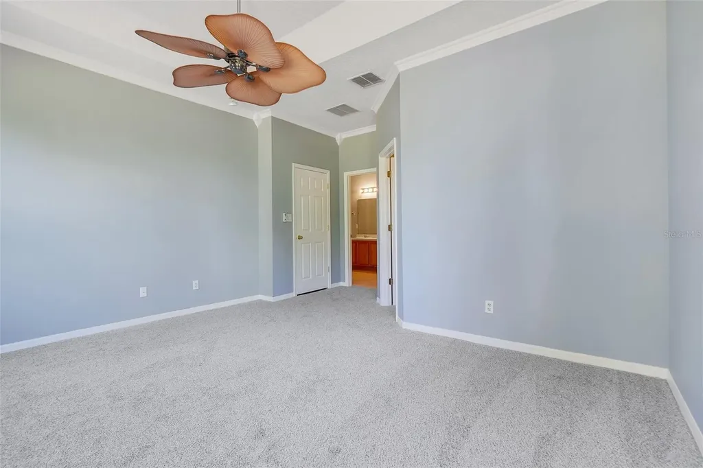 1141 Greenley Avenue Groveland FL 34736