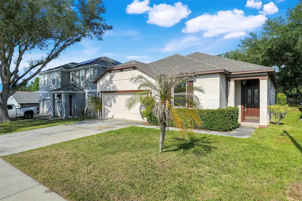 1141 Greenley Avenue Groveland FL 34736