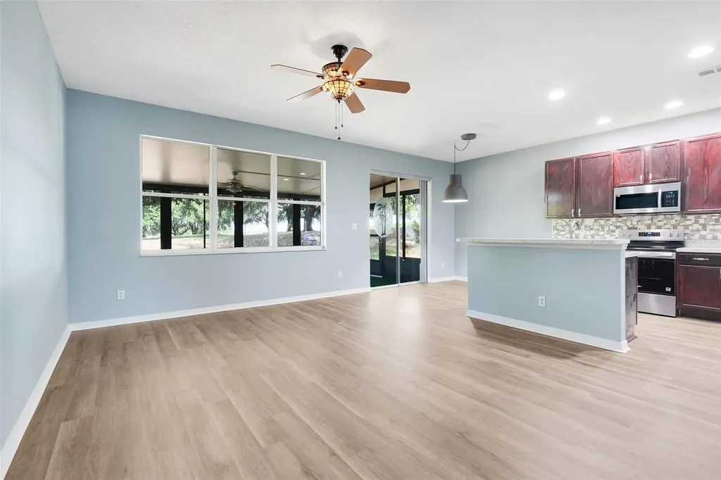 1141 Greenley Avenue Groveland FL 34736