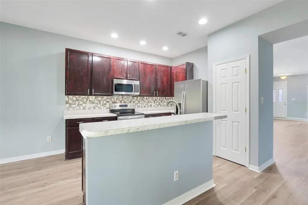 1141 Greenley Avenue Groveland FL 34736