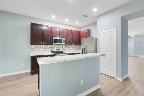 1141 Greenley Avenue Groveland FL 34736