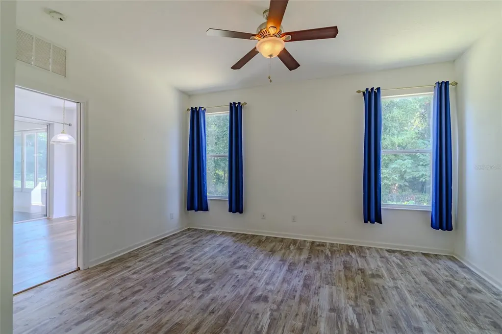 5915 NW 18th Place Ocala FL 34482