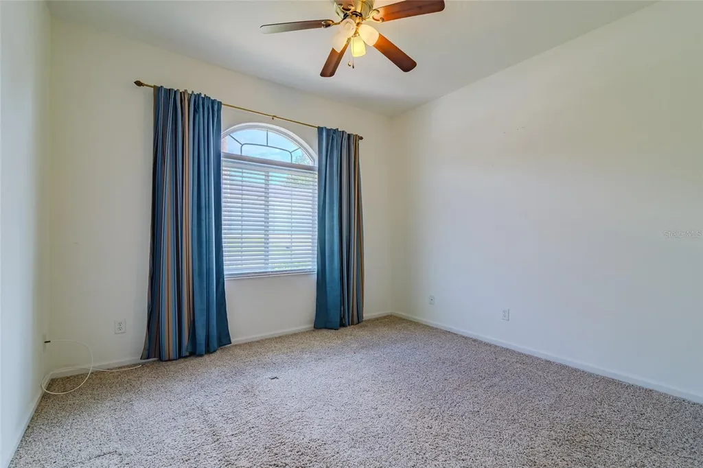 5915 NW 18th Place Ocala FL 34482