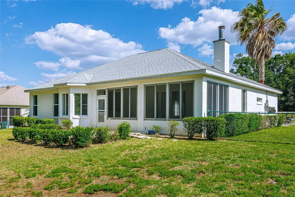 5915 NW 18th Place Ocala FL 34482
