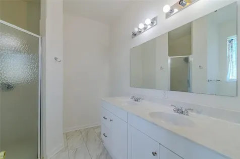 5915 NW 18th Place Ocala FL 34482