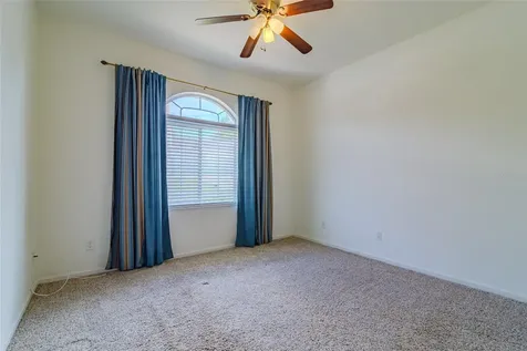 5915 NW 18th Place Ocala FL 34482