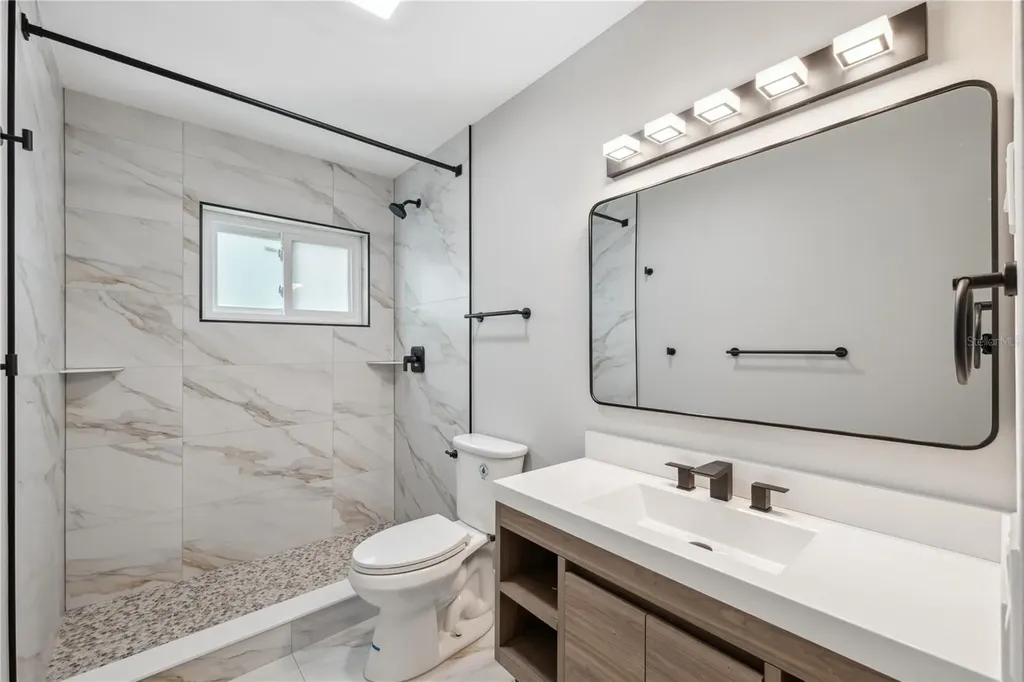2072 Australia Way W Clearwater FL 33763