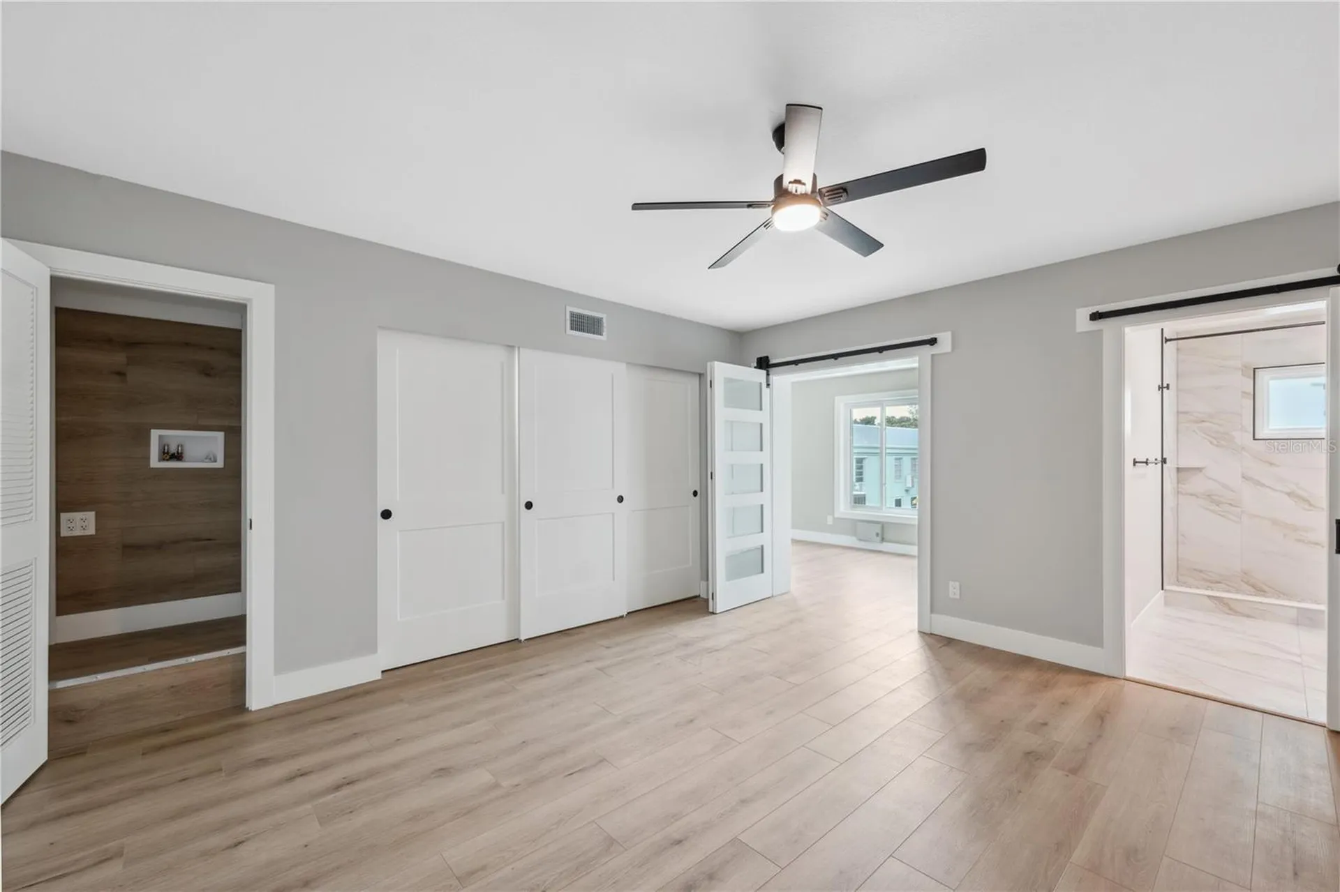 2072 Australia Way W Clearwater FL 33763