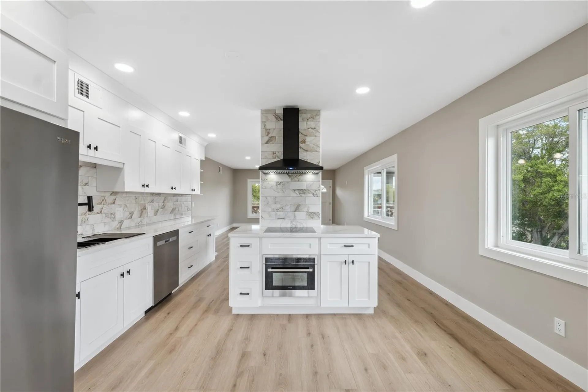2072 Australia Way W Clearwater FL 33763