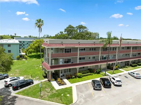2072 Australia Way W Clearwater FL 33763