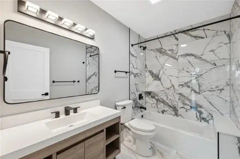 2072 Australia Way W Clearwater FL 33763