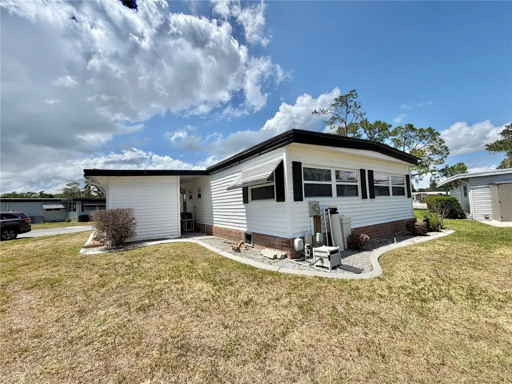 223 Hawthorne Boulevard Leesburg FL 34748