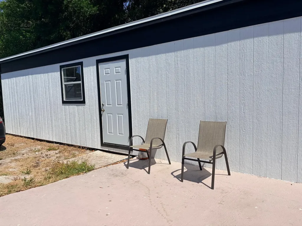 1304 Windsor Way Tampa FL 33619