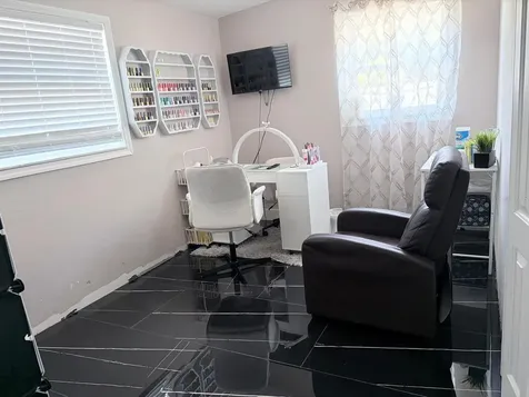 1304 Windsor Way Tampa FL 33619