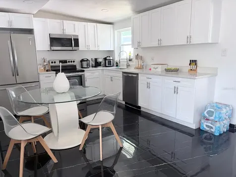 1304 Windsor Way Tampa FL 33619