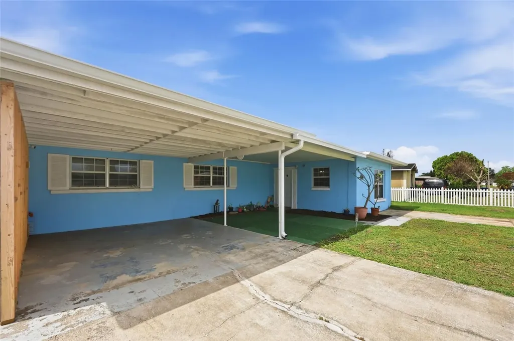 908 Rock Oak Drive Orlando FL 32809