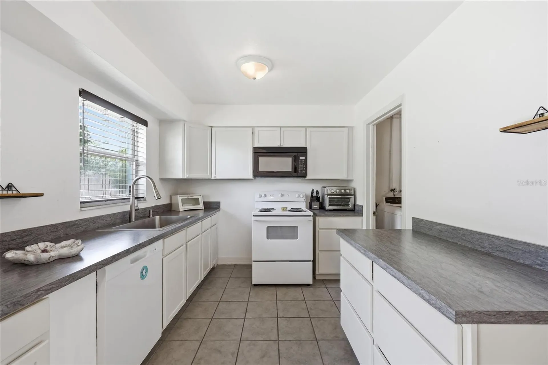 908 Rock Oak Drive Orlando FL 32809