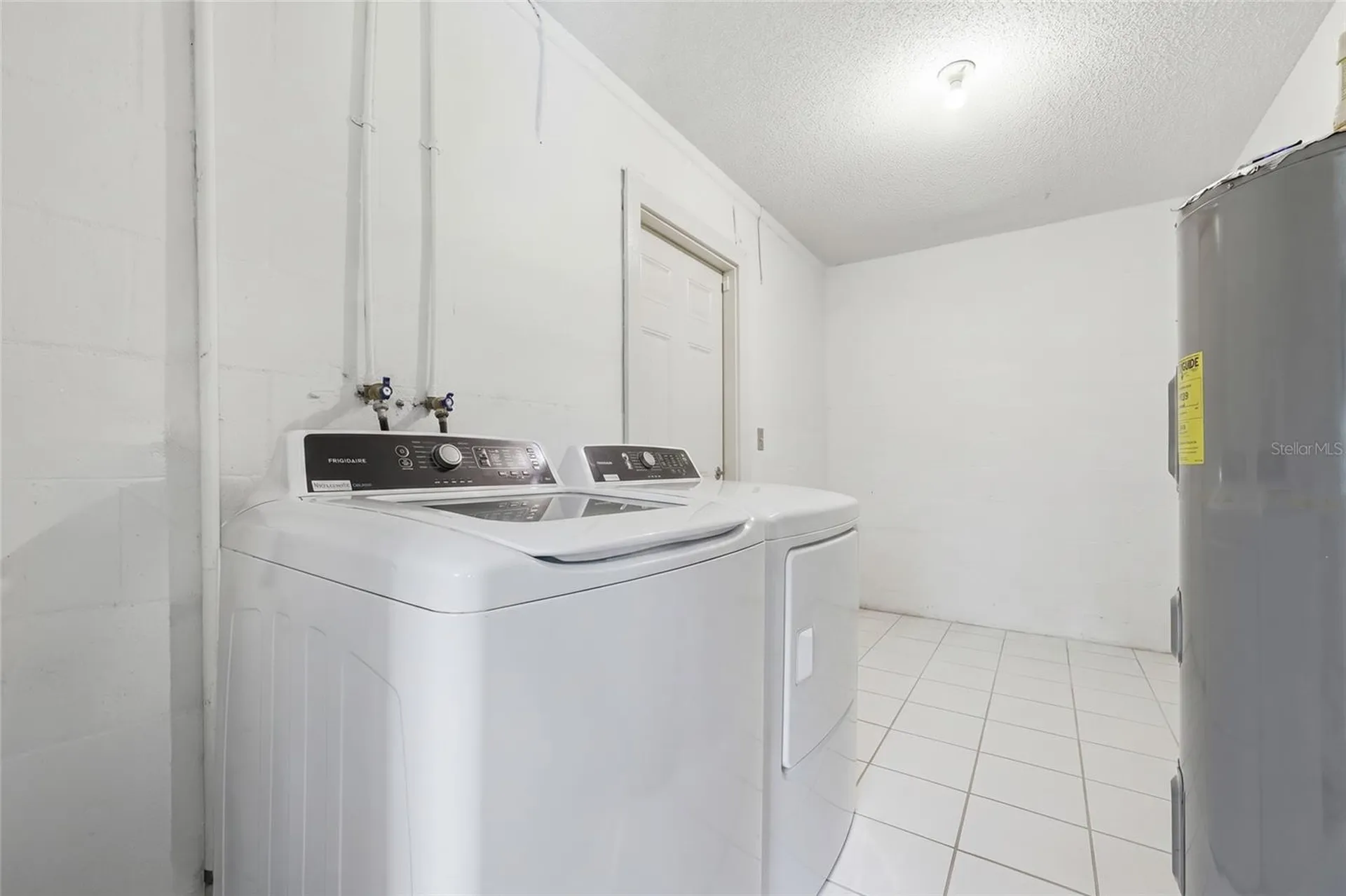 908 Rock Oak Drive Orlando FL 32809