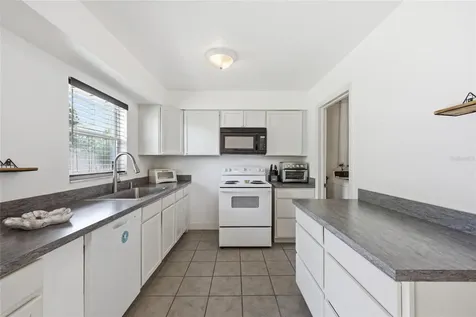 908 Rock Oak Drive Orlando FL 32809
