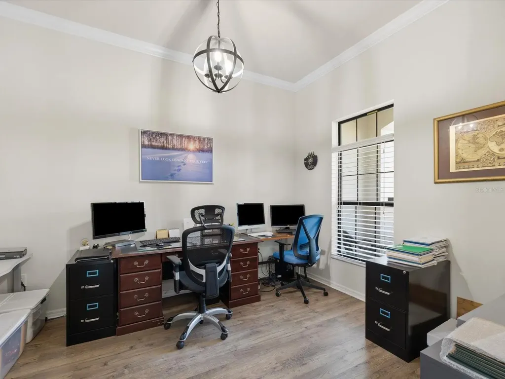 740 Rosemary Circle Bradenton FL 34212