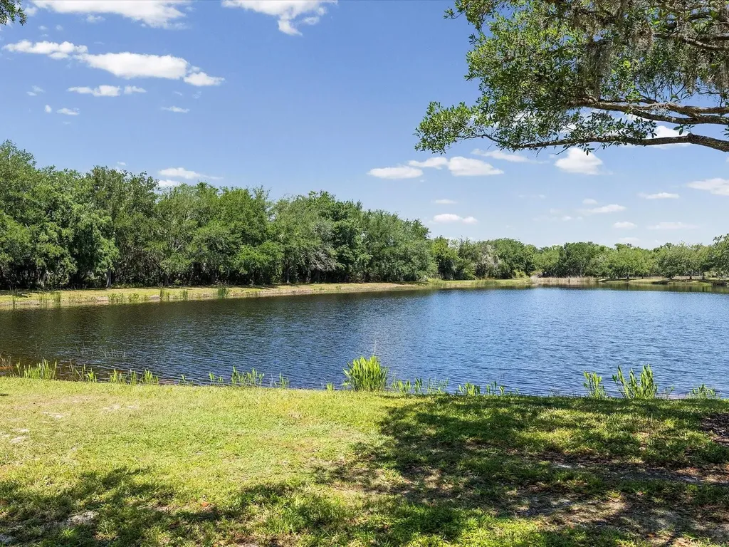 740 Rosemary Circle Bradenton FL 34212