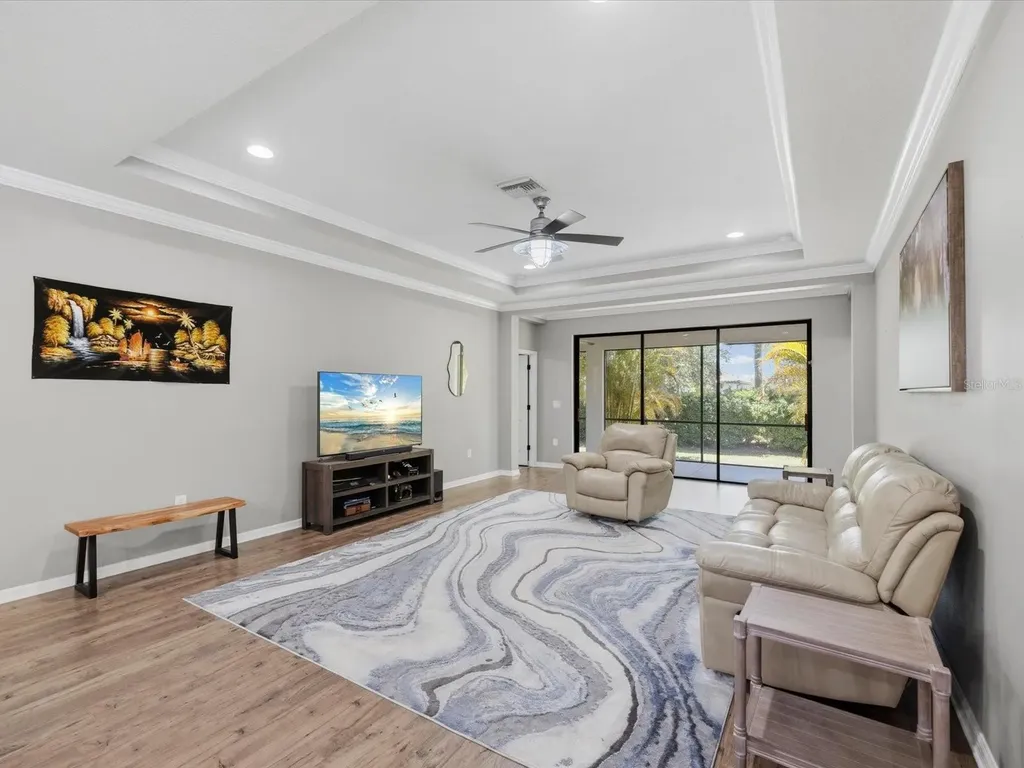 740 Rosemary Circle Bradenton FL 34212