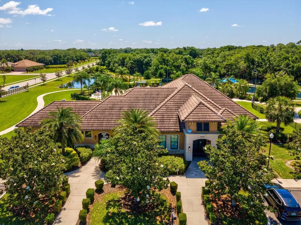 740 Rosemary Circle Bradenton FL 34212