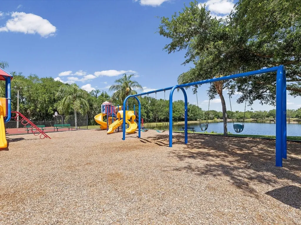 740 Rosemary Circle Bradenton FL 34212