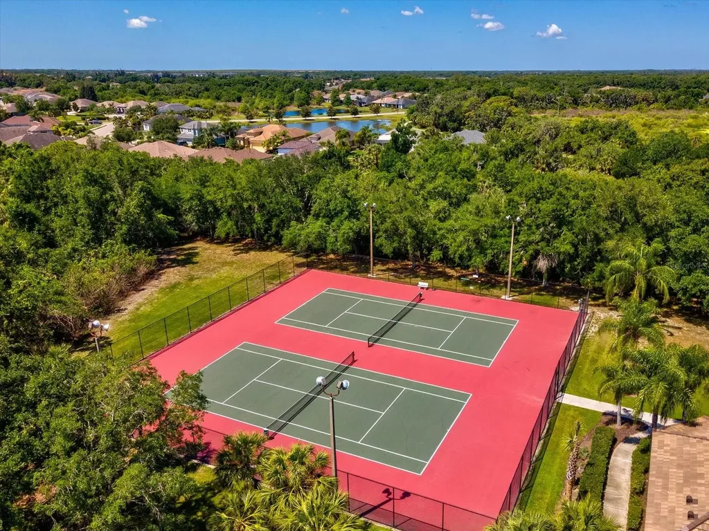 740 Rosemary Circle Bradenton FL 34212