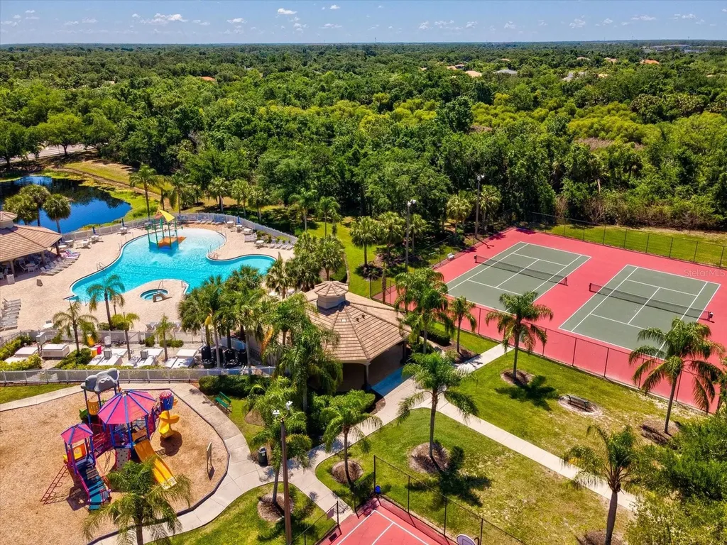 740 Rosemary Circle Bradenton FL 34212