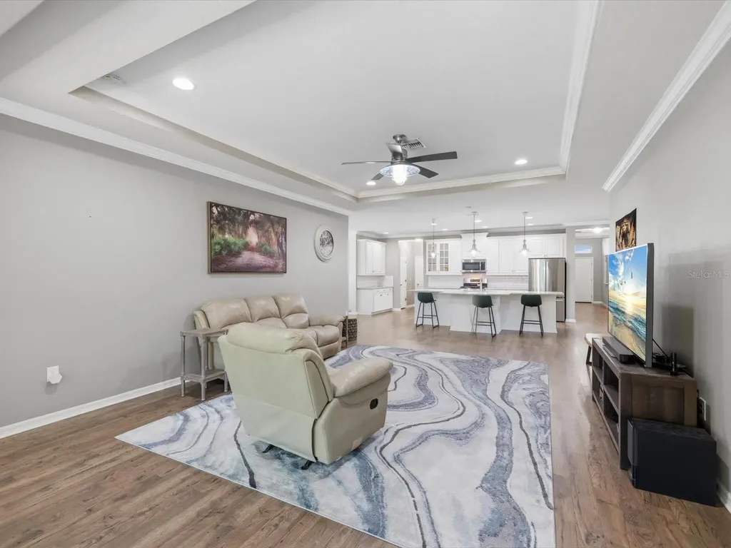 740 Rosemary Circle Bradenton FL 34212