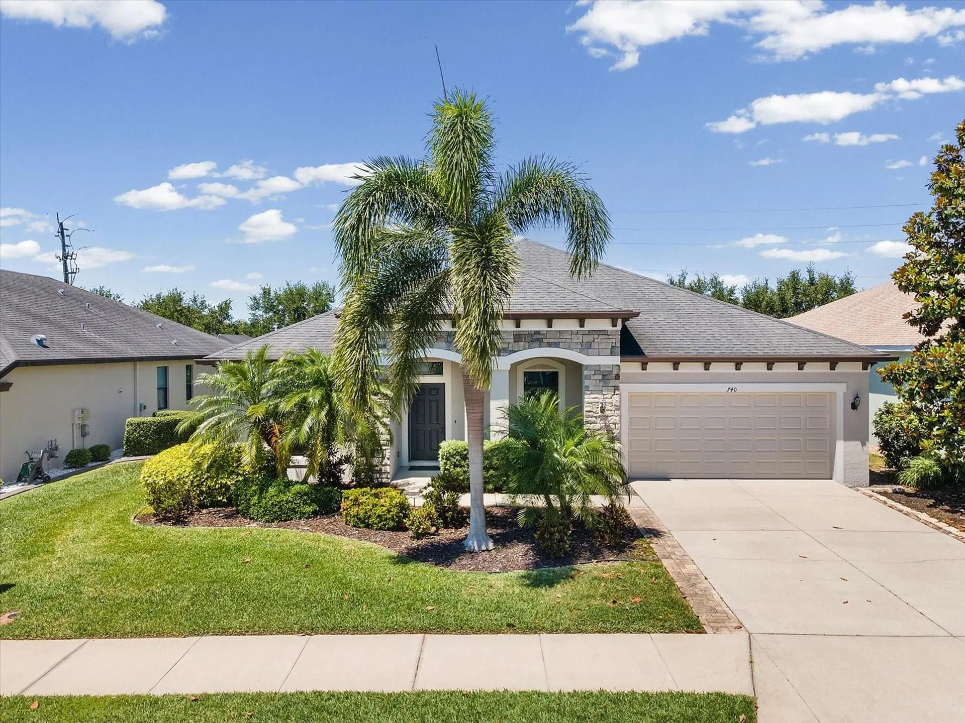 740 Rosemary Circle Bradenton FL 34212
