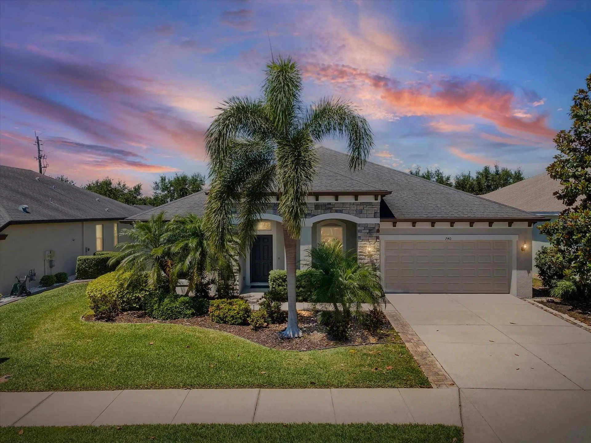 740 Rosemary Circle Bradenton FL 34212