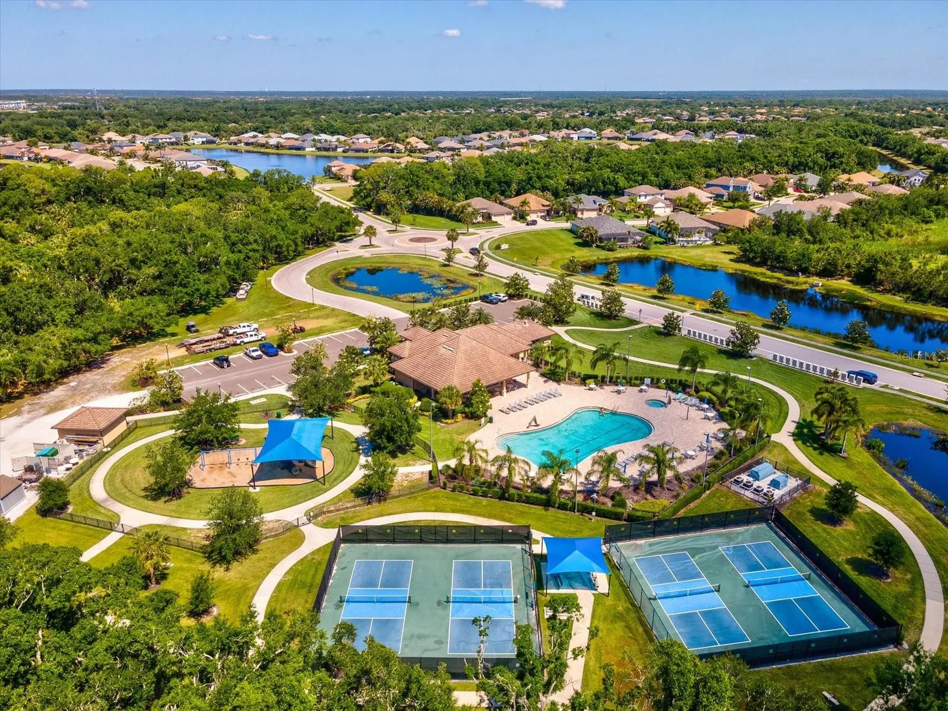 740 Rosemary Circle Bradenton FL 34212