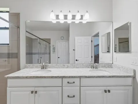 740 Rosemary Circle Bradenton FL 34212