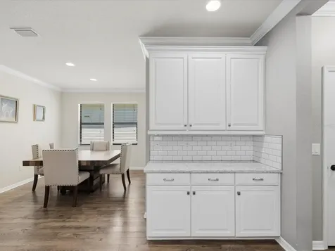 740 Rosemary Circle Bradenton FL 34212
