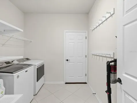740 Rosemary Circle Bradenton FL 34212
