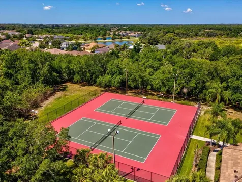 740 Rosemary Circle Bradenton FL 34212