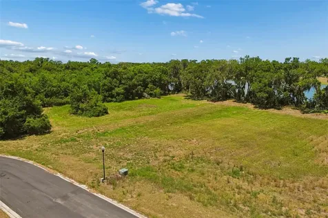 2827 Mystic Oaks Drive Plant City FL 33563