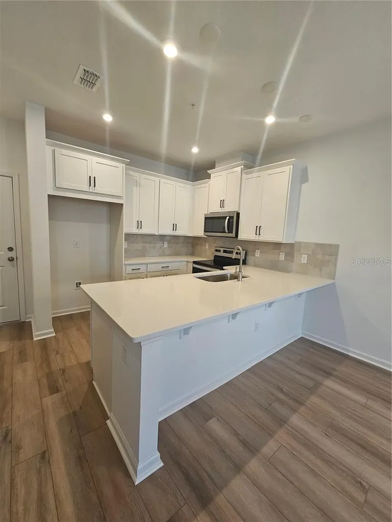 11599 Sunsail Avenue Orlando FL 32832