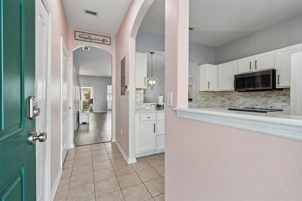 3566 High Hampton Circle Tampa FL 33610