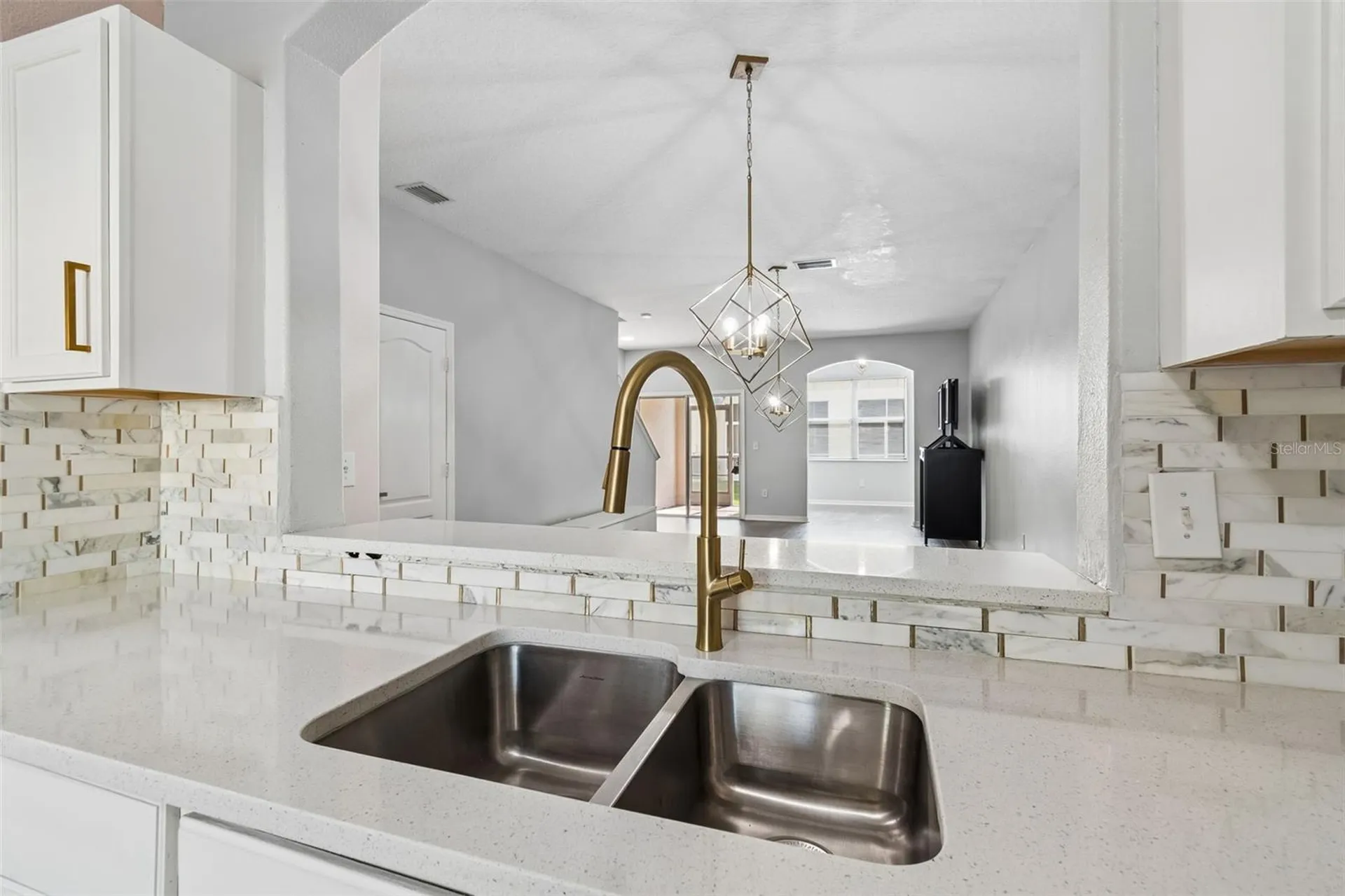 3566 High Hampton Circle Tampa FL 33610
