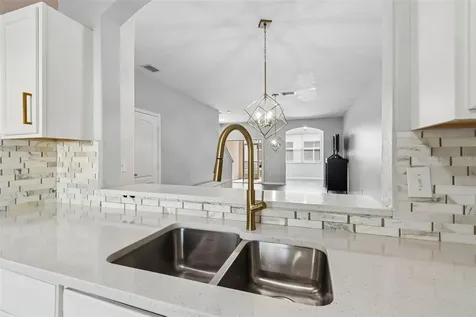 3566 High Hampton Circle Tampa FL 33610