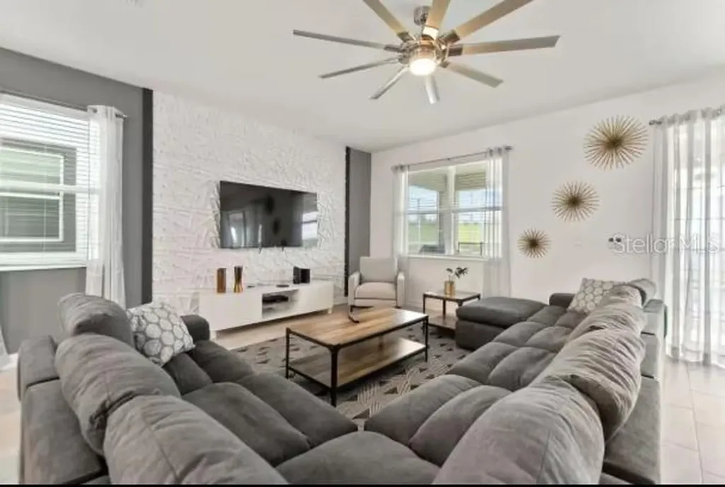 9254 Sommerset Hills Drive Davenport FL 33896