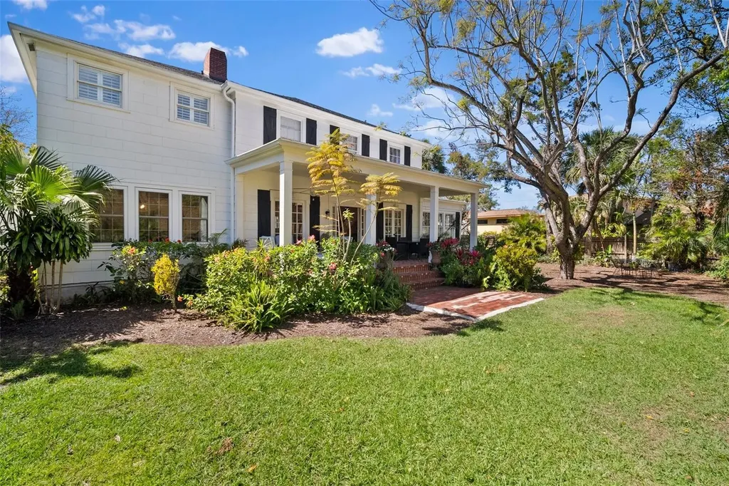 813 Hudson Avenue Sarasota FL 34236