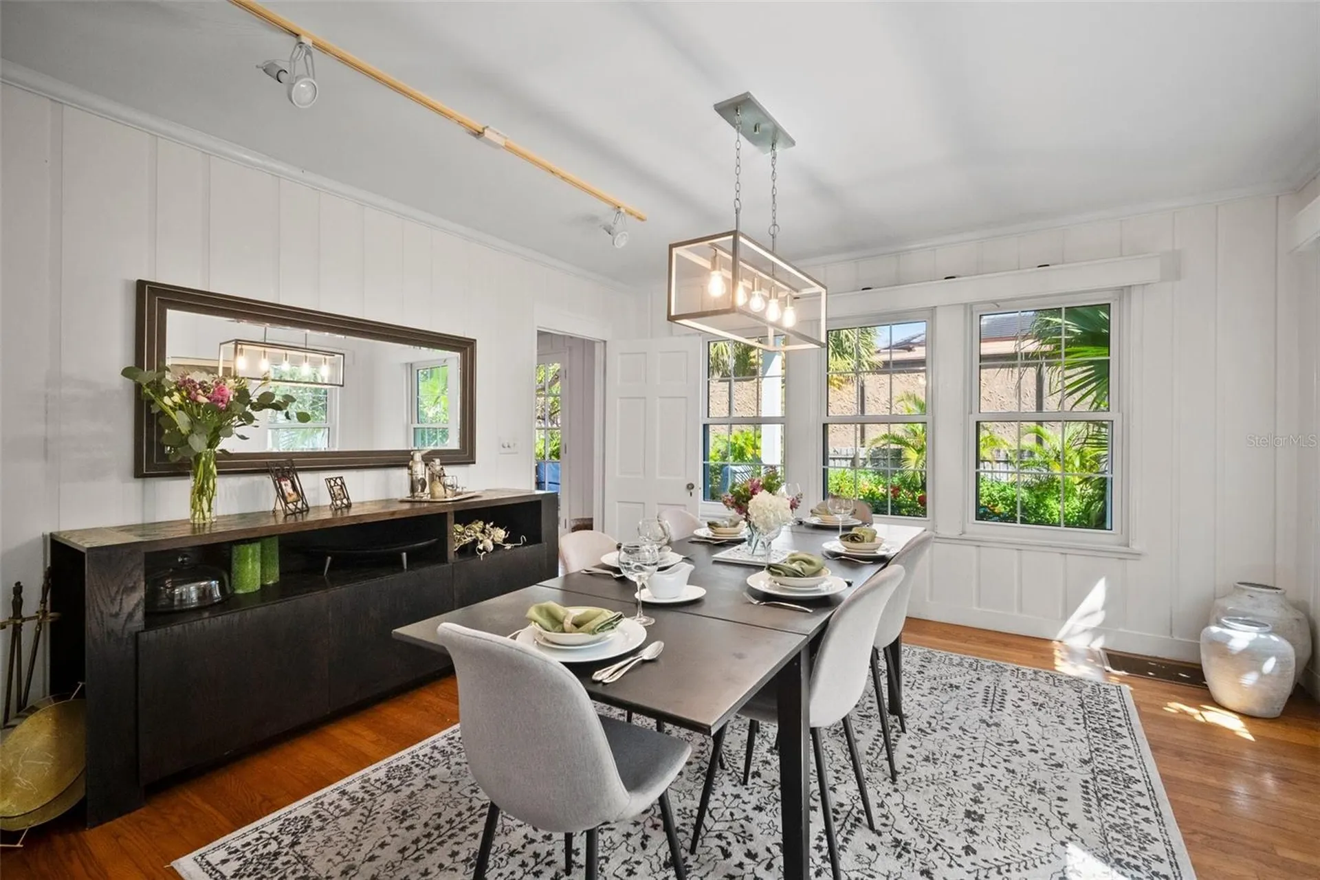 813 Hudson Avenue Sarasota FL 34236