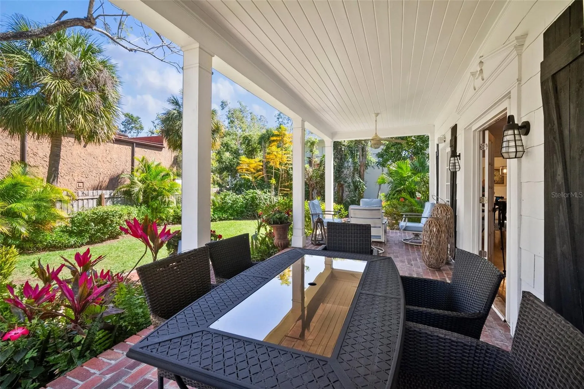 813 Hudson Avenue Sarasota FL 34236