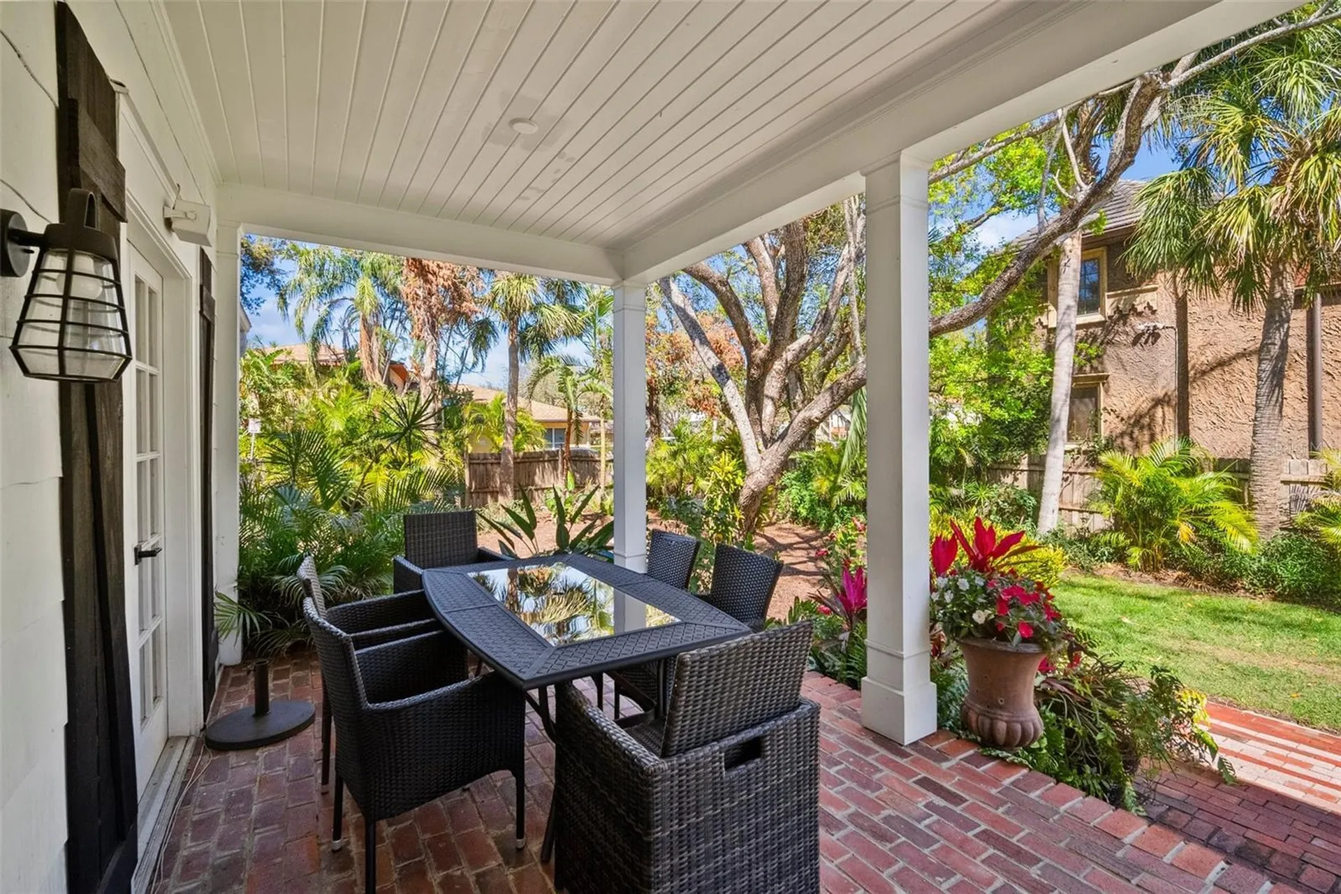 813 Hudson Avenue Sarasota FL 34236